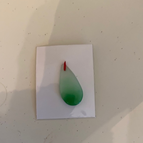 Jade Vintage Green Pendant Necklace - Picture 5 of 9